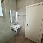 V * Цриквеница