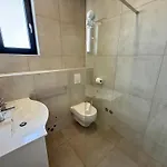 V * Цриквеница
